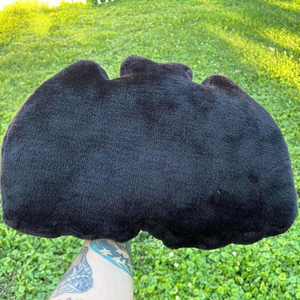 Vintage black spooky bat pillow/plush - Picture 6 of 6